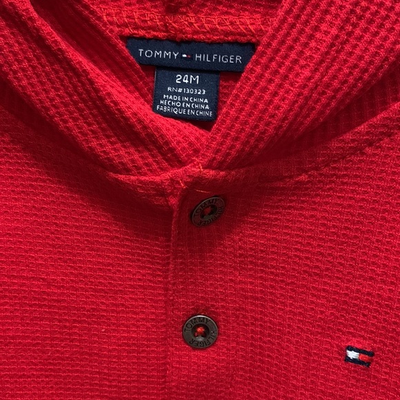 24M Tommy Hilfiger 2 Piece Set - Picture 2 of 4
